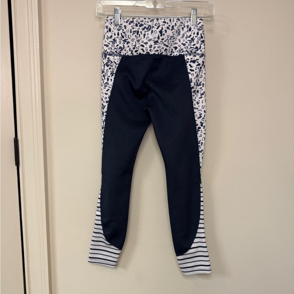 Apana: Womens Navy Blue/White Print/Stripe Athletic Yoga Leggings, XS - Picture 2 of 9